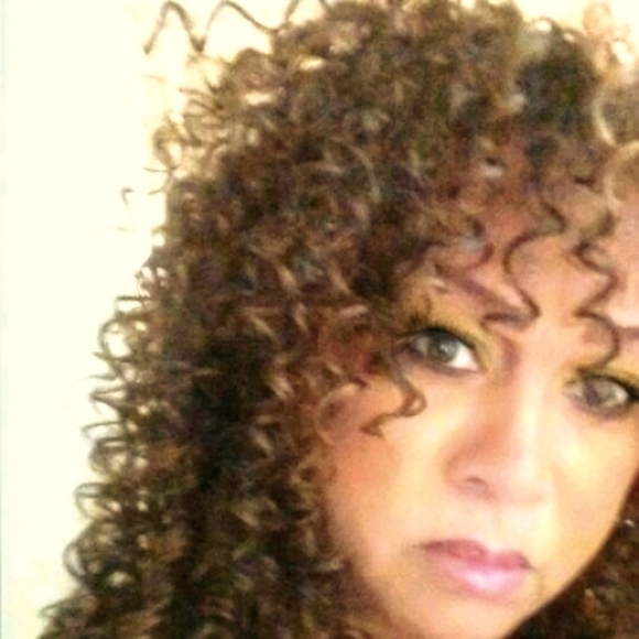 Meet your Posher, Green B - Picture 2 of 3